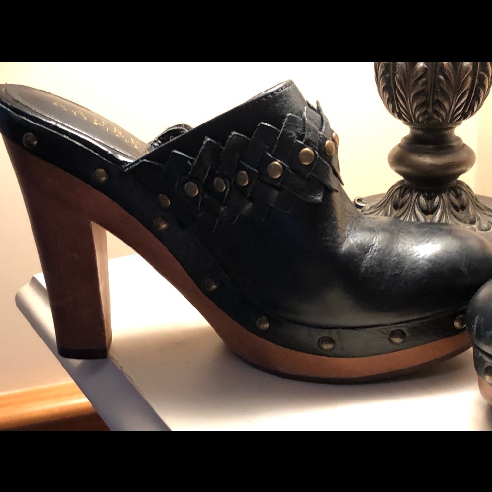 RALPH LAUREN STUDDED LEATHER CLOGS